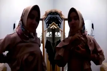 Bokep Indo di Kasur Nyaman Sampai Crot Puas Hot